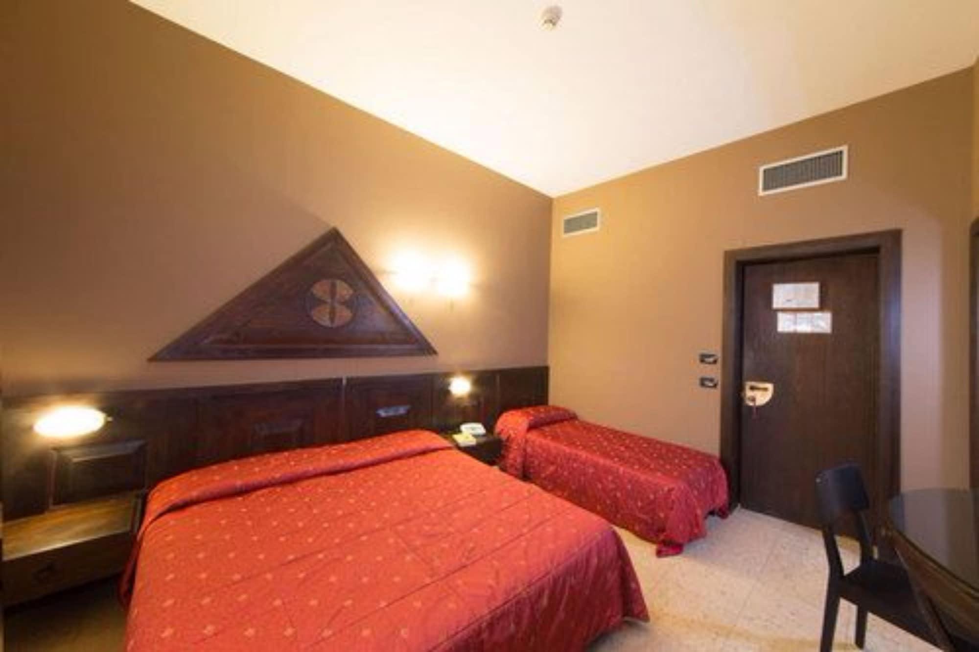 Hotel La Pauel Sirmione Luaran gambar