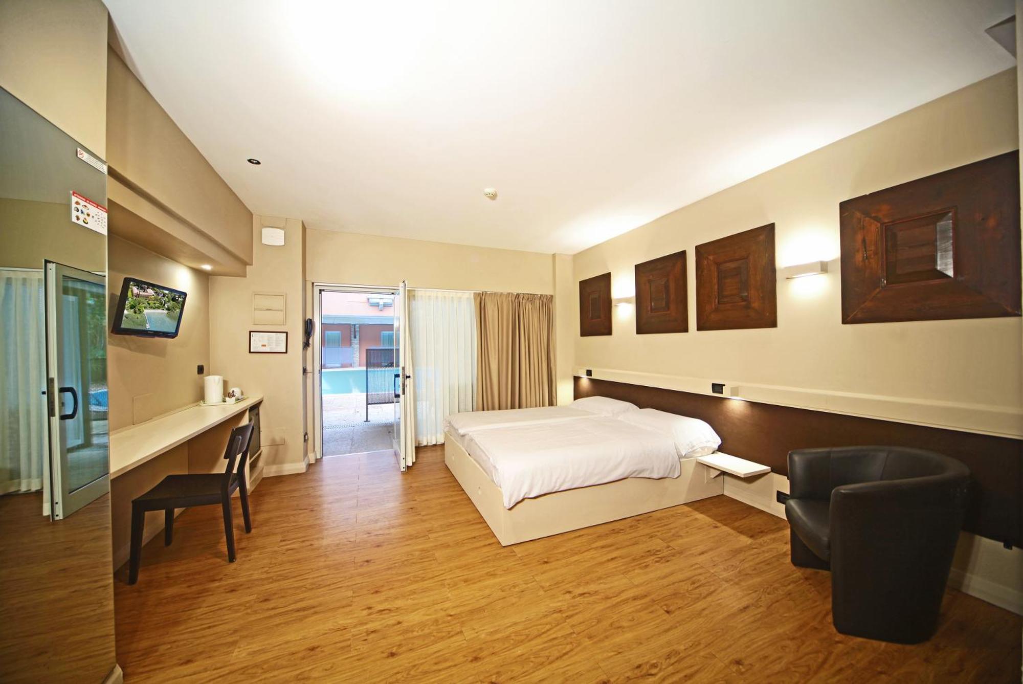 Hotel La Pauel Sirmione Luaran gambar