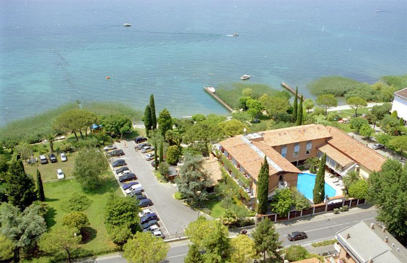 Hotel La Pauel Sirmione Luaran gambar